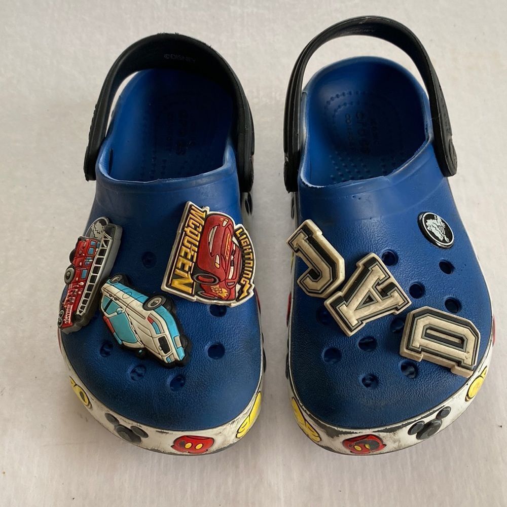 CROCS for Kids Size C 9 in good condition.